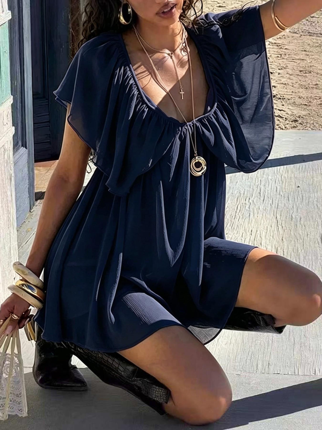 Colombe mini-robe mousseline dos nu à volants