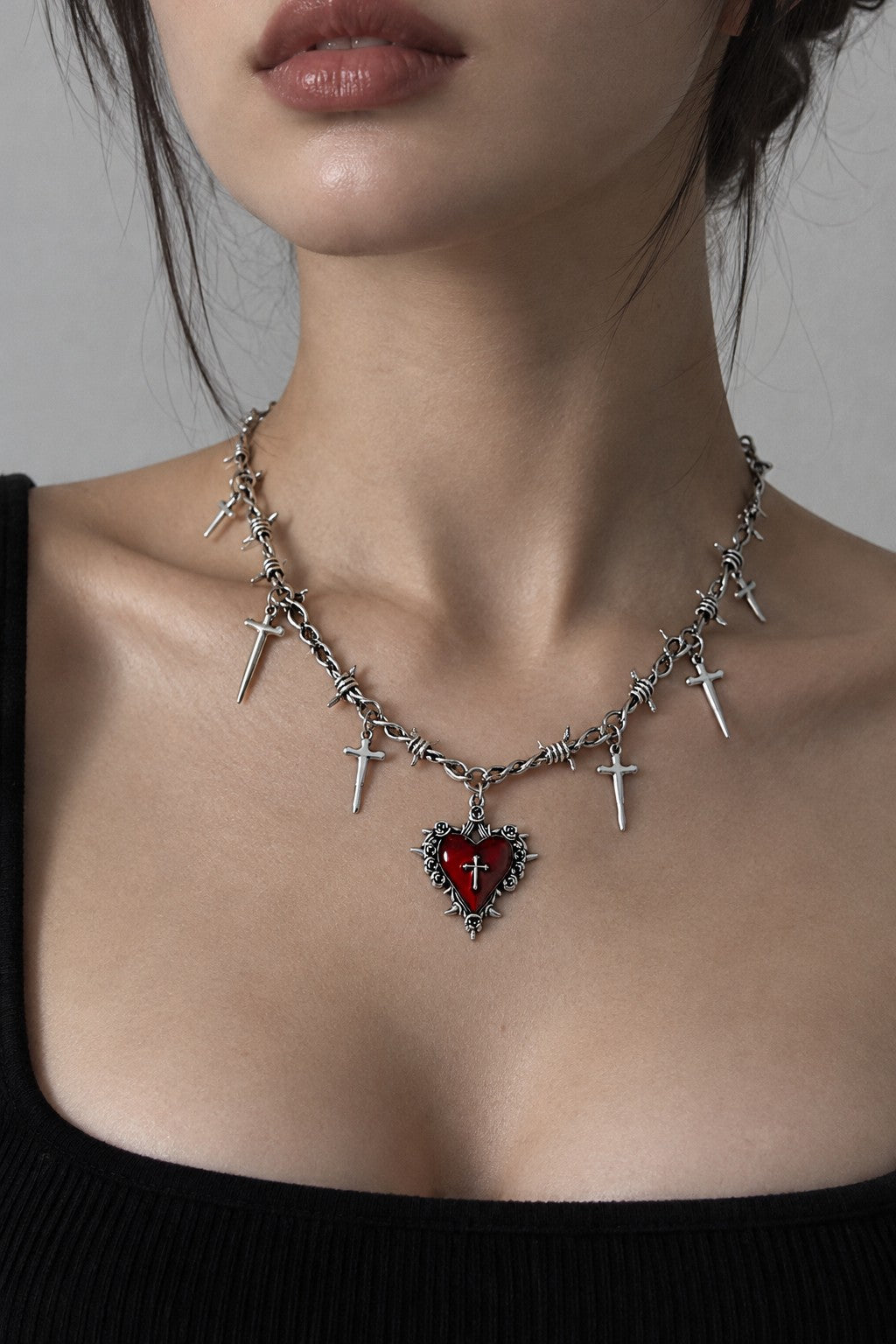 Épine — Collier épines cœur rouge