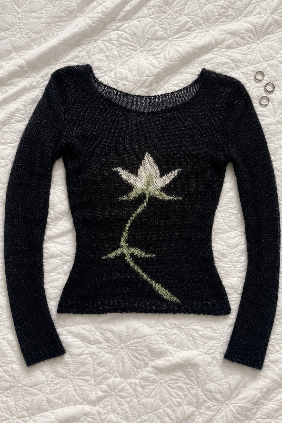 Iris — Pull fin en maille fleur