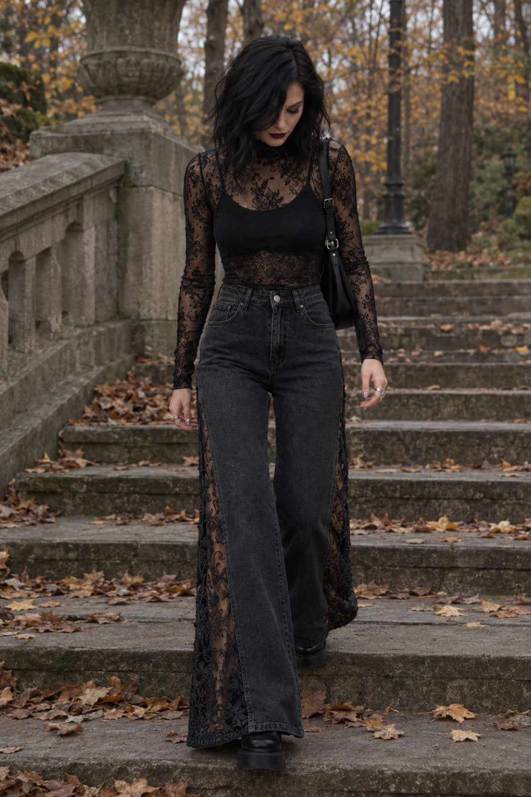 Lilith — Jean flare à dentelle