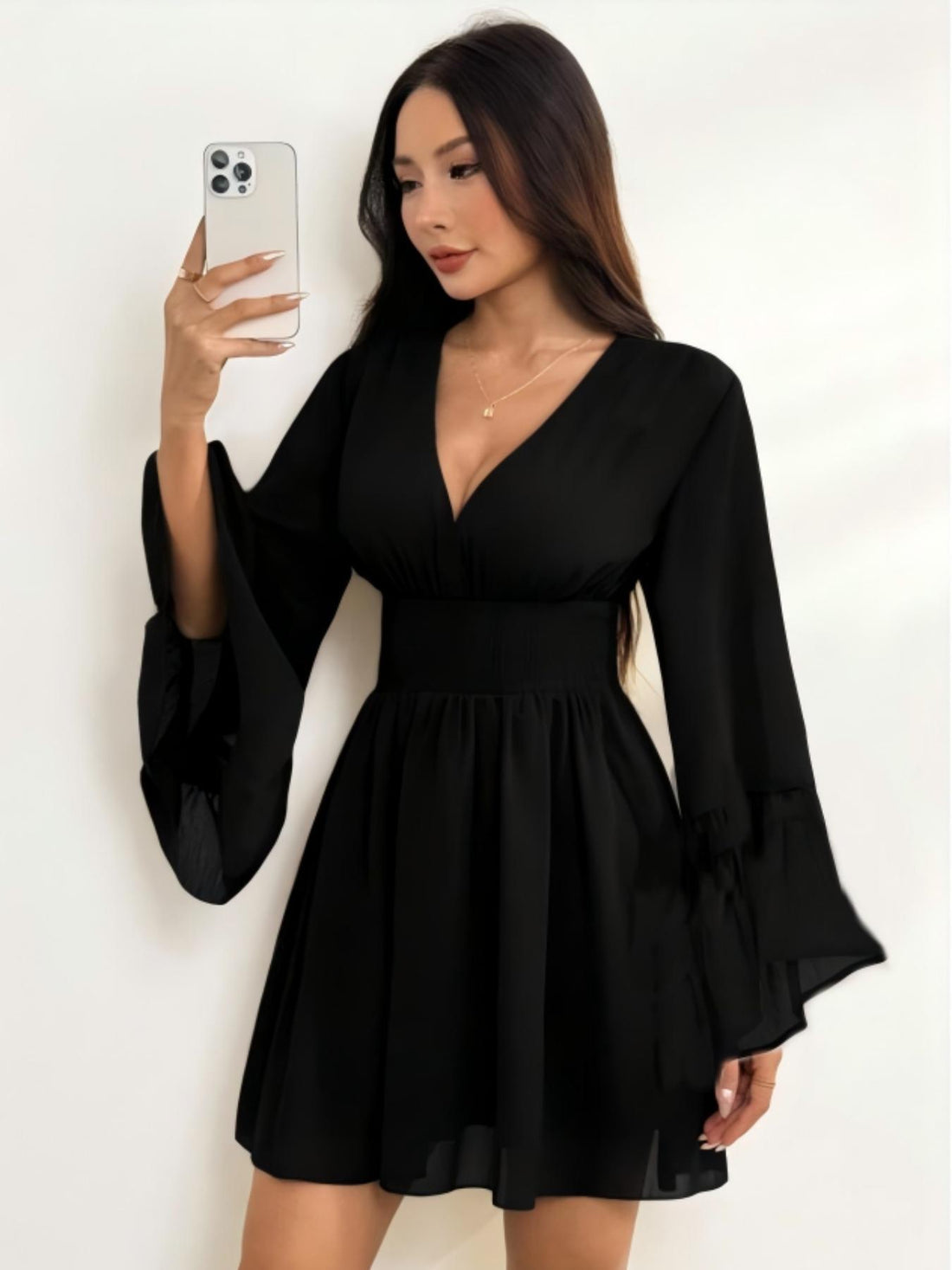 Perséphone — Mini-robe gothique manches cloche
