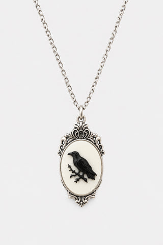 Corvina — Collier camée corbeau