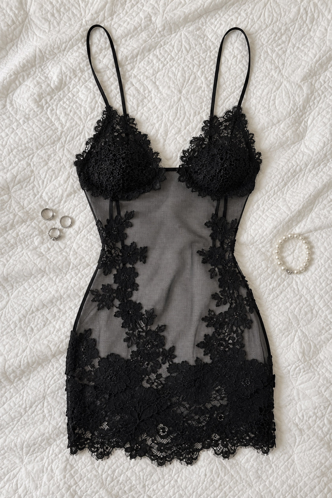 Lilou — Mini-robe en dentelle et tulle