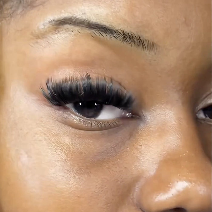 Luxara Ultra Fluffy Lash Clusters