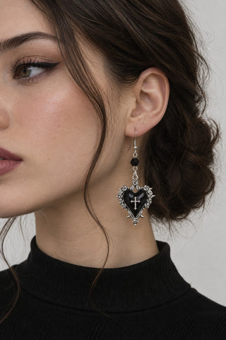 Salomé — Boucles d'oreilles cœur croix